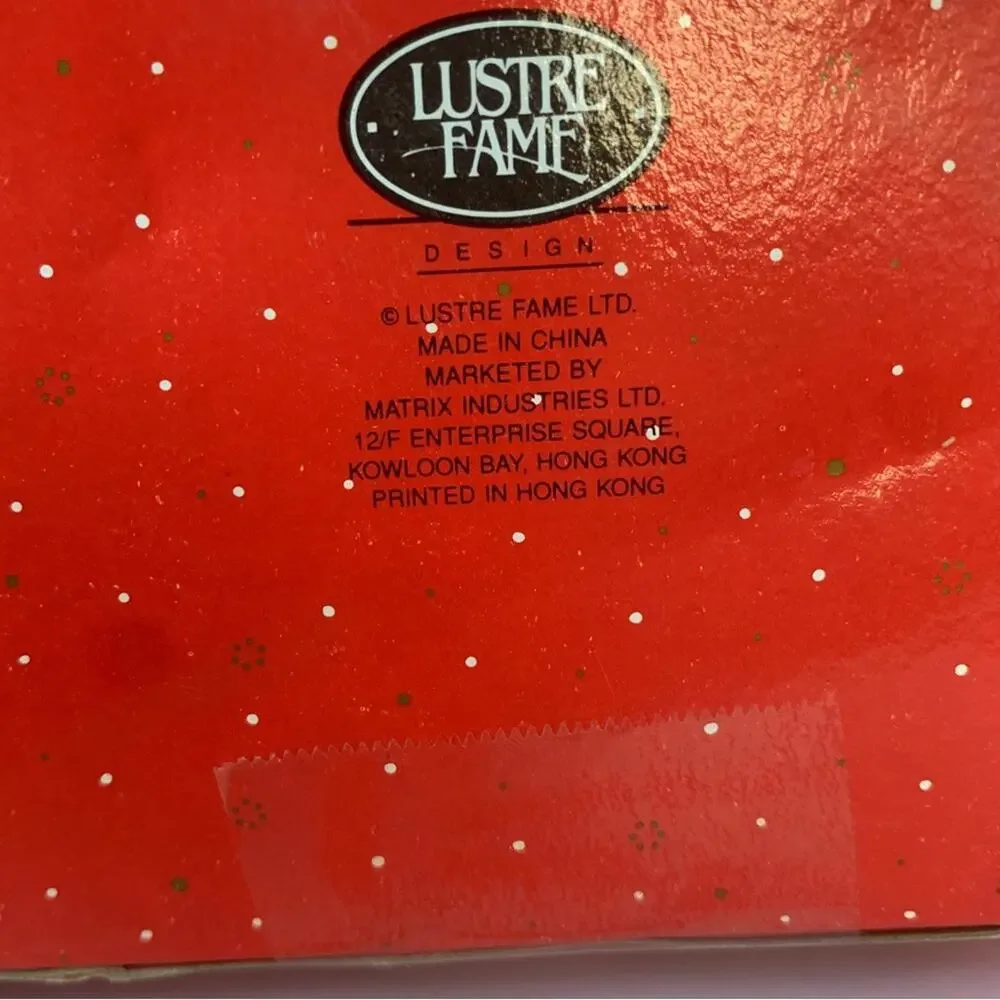 1993 Lustre Fame Animated Welcome Santa Music Box